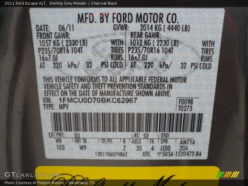 Sterling Grey Metallic / Charcoal Black 2011 Ford Escape XLT