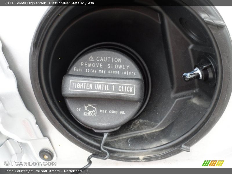 Classic Silver Metallic / Ash 2011 Toyota Highlander