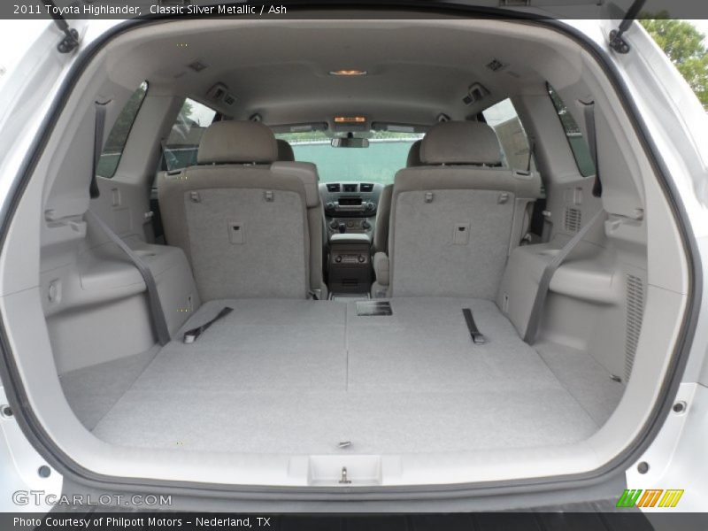  2011 Highlander  Trunk