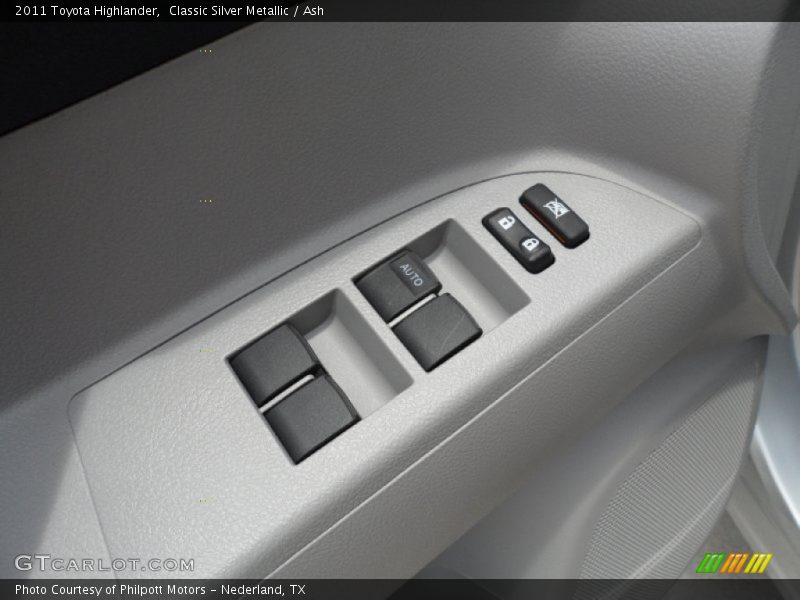 Controls of 2011 Highlander 