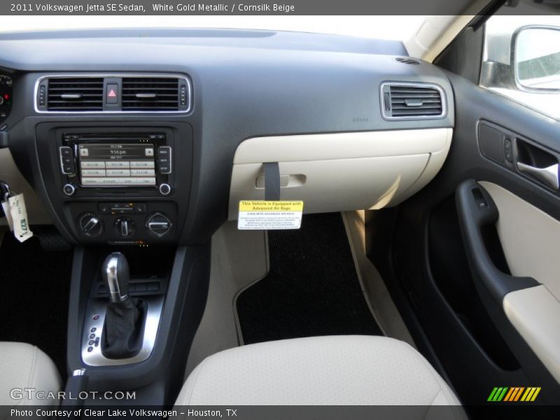 White Gold Metallic / Cornsilk Beige 2011 Volkswagen Jetta SE Sedan