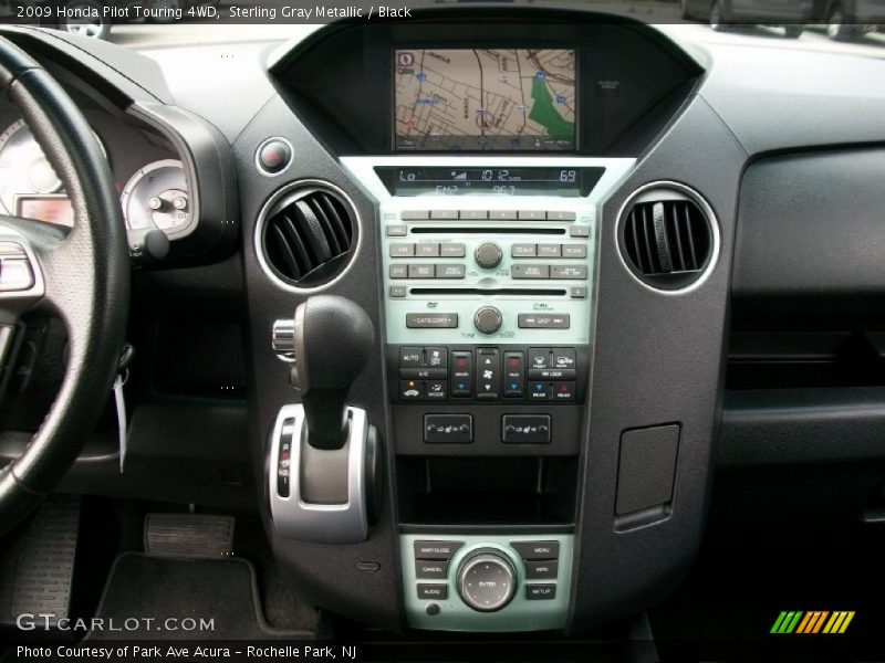 Sterling Gray Metallic / Black 2009 Honda Pilot Touring 4WD