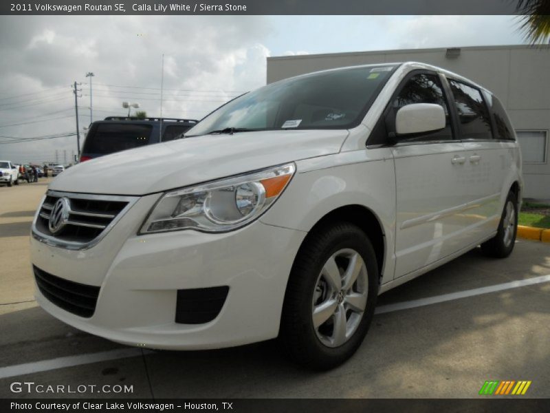 Calla Lily White / Sierra Stone 2011 Volkswagen Routan SE