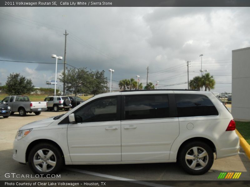 Calla Lily White / Sierra Stone 2011 Volkswagen Routan SE