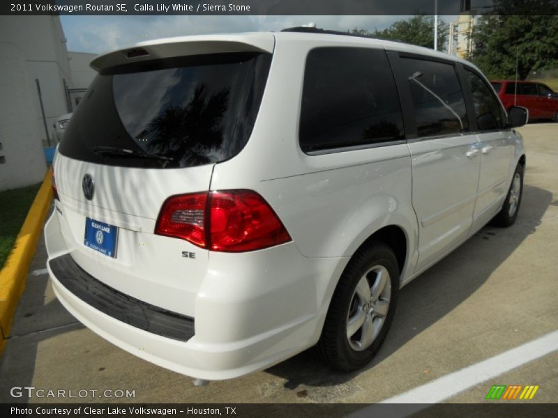 Calla Lily White / Sierra Stone 2011 Volkswagen Routan SE