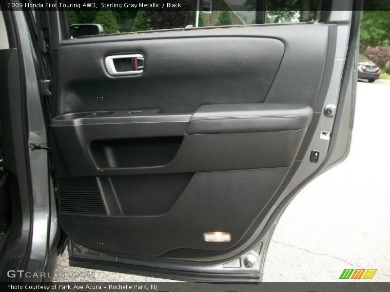 Sterling Gray Metallic / Black 2009 Honda Pilot Touring 4WD