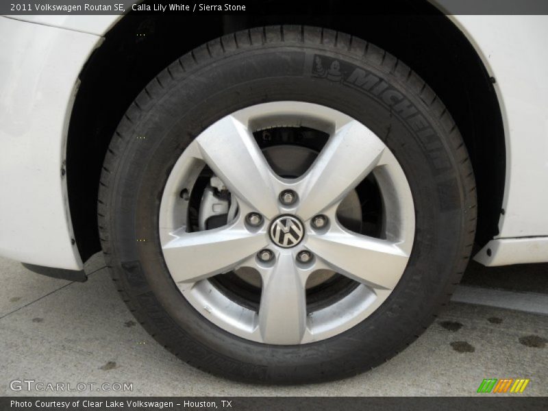Calla Lily White / Sierra Stone 2011 Volkswagen Routan SE