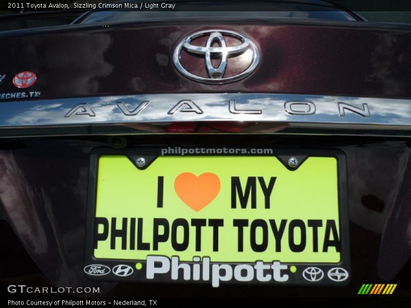 Sizzling Crimson Mica / Light Gray 2011 Toyota Avalon