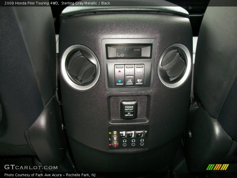 Sterling Gray Metallic / Black 2009 Honda Pilot Touring 4WD