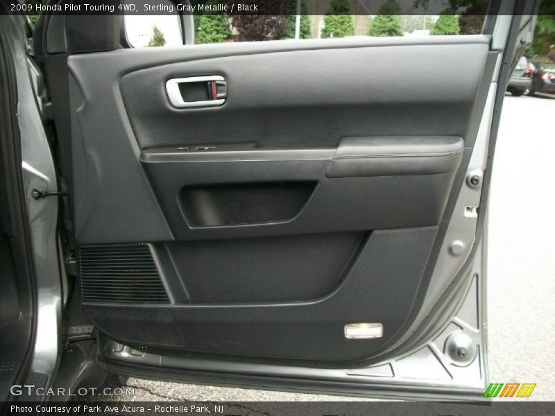 Sterling Gray Metallic / Black 2009 Honda Pilot Touring 4WD