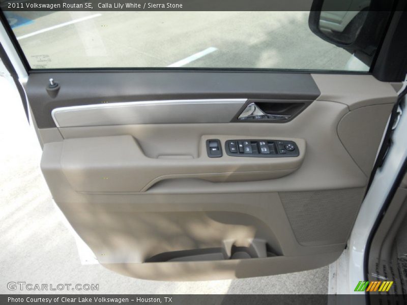 Calla Lily White / Sierra Stone 2011 Volkswagen Routan SE