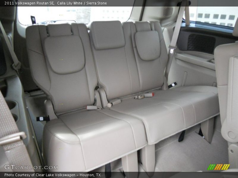 Calla Lily White / Sierra Stone 2011 Volkswagen Routan SE