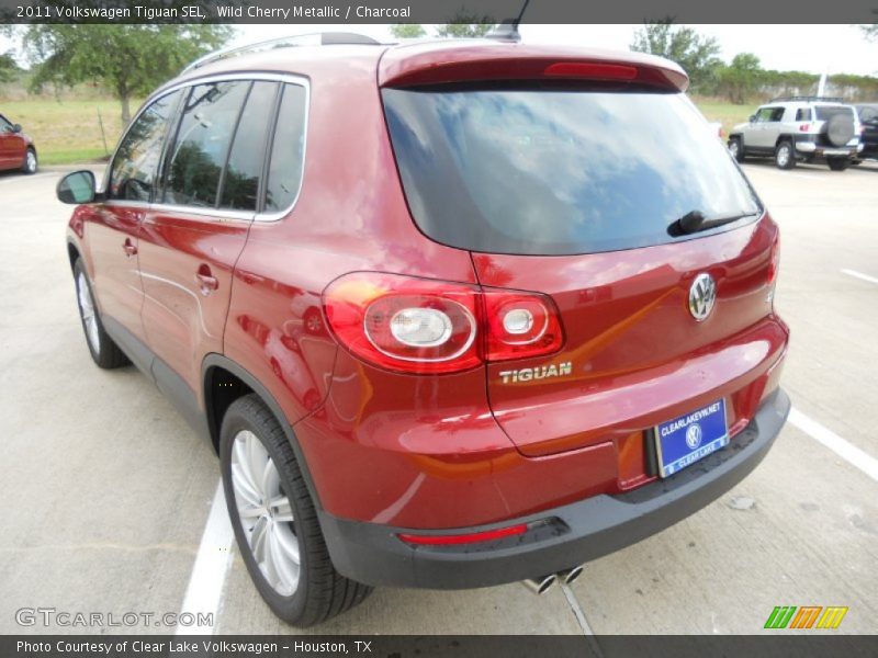 Wild Cherry Metallic / Charcoal 2011 Volkswagen Tiguan SEL