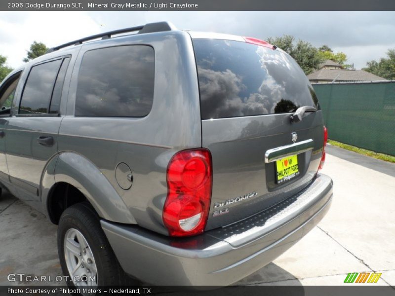 Mineral Gray Metallic / Light Graystone 2006 Dodge Durango SLT