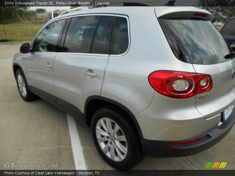 Reflex Silver Metallic / Charcoal 2009 Volkswagen Tiguan SE
