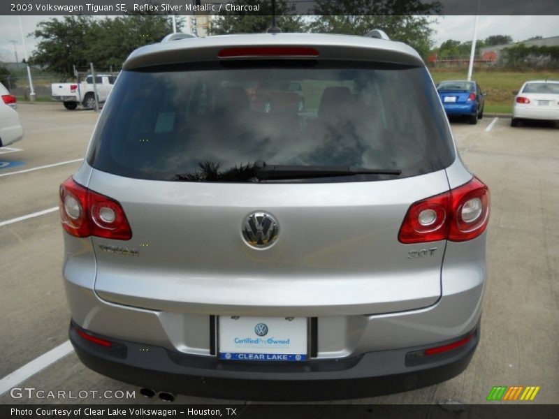 Reflex Silver Metallic / Charcoal 2009 Volkswagen Tiguan SE