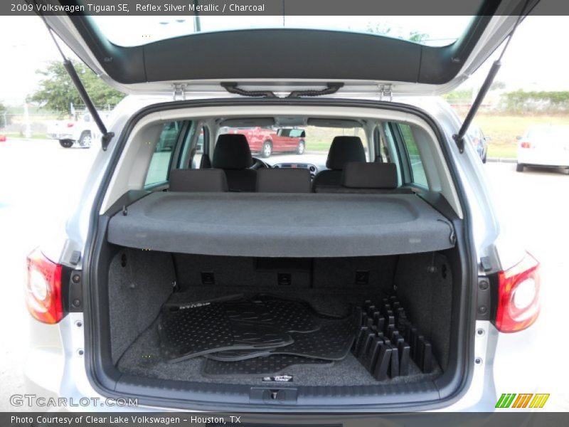 Reflex Silver Metallic / Charcoal 2009 Volkswagen Tiguan SE