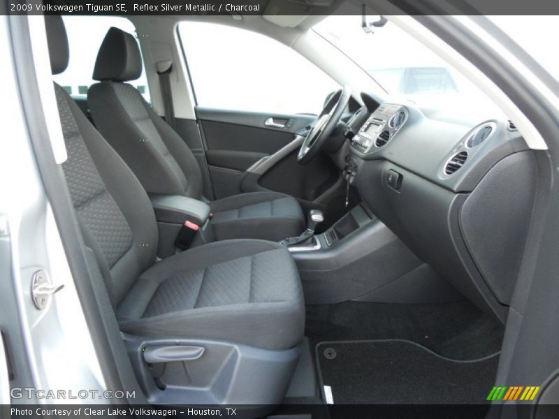 Reflex Silver Metallic / Charcoal 2009 Volkswagen Tiguan SE