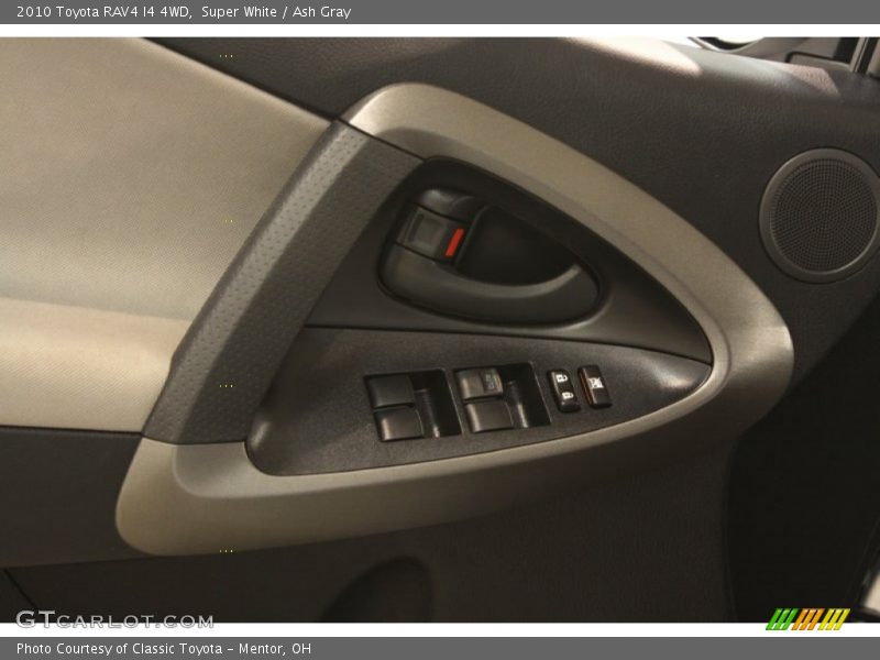 Super White / Ash Gray 2010 Toyota RAV4 I4 4WD