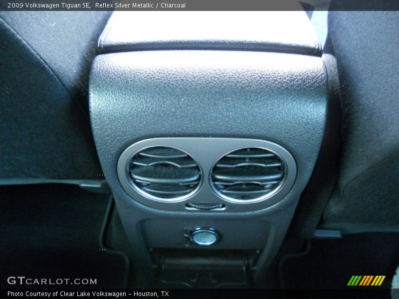 Reflex Silver Metallic / Charcoal 2009 Volkswagen Tiguan SE