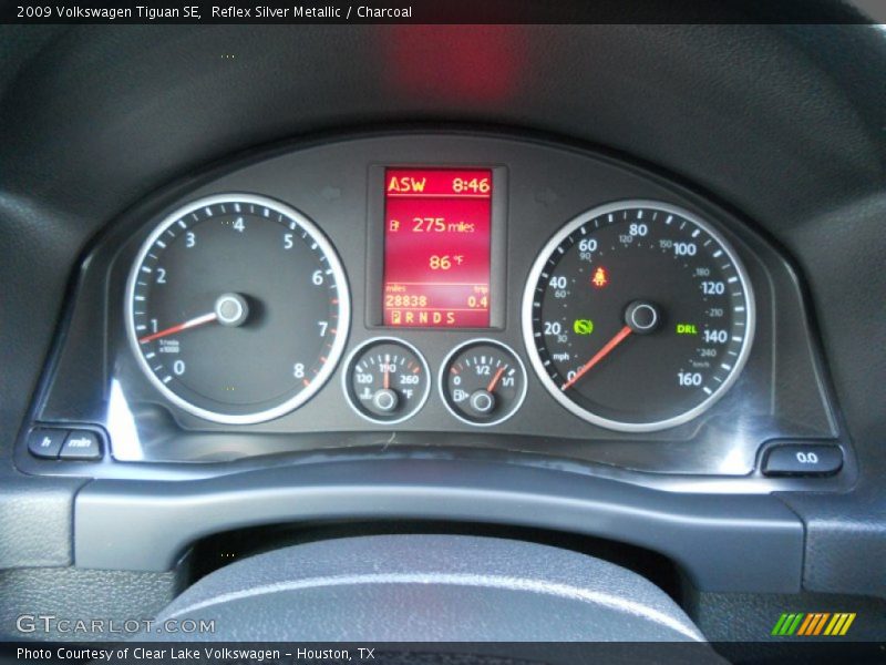 Reflex Silver Metallic / Charcoal 2009 Volkswagen Tiguan SE