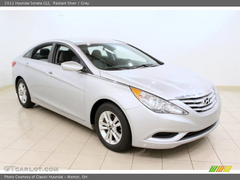Radiant Silver / Gray 2011 Hyundai Sonata GLS