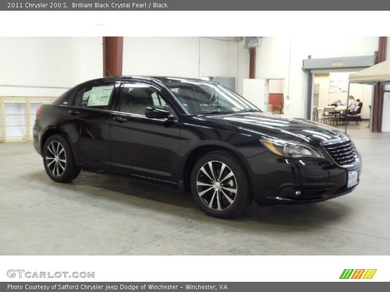 Brilliant Black Crystal Pearl / Black 2011 Chrysler 200 S