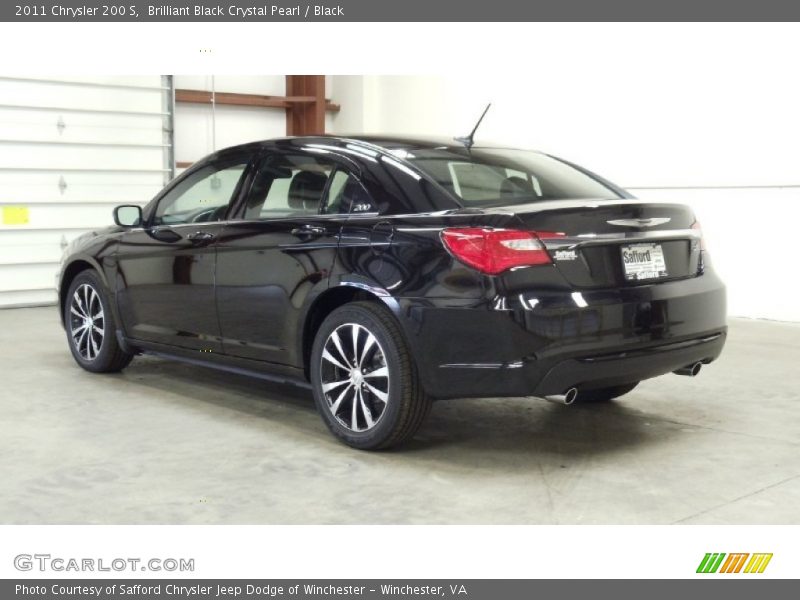 Brilliant Black Crystal Pearl / Black 2011 Chrysler 200 S