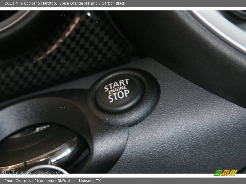 Controls of 2011 Cooper S Hardtop