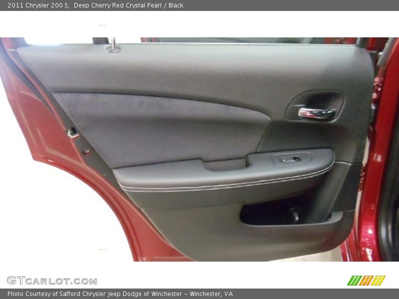 Deep Cherry Red Crystal Pearl / Black 2011 Chrysler 200 S