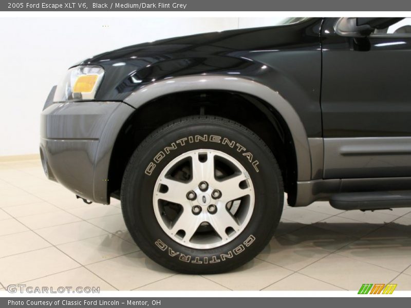 Black / Medium/Dark Flint Grey 2005 Ford Escape XLT V6