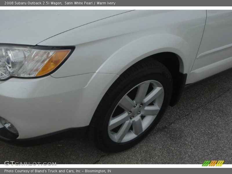 Satin White Pearl / Warm Ivory 2008 Subaru Outback 2.5i Wagon