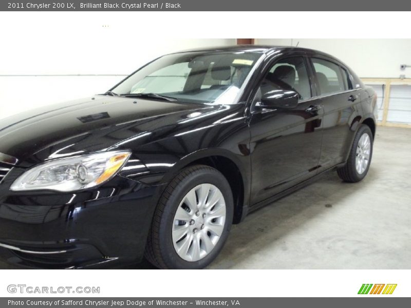 Brilliant Black Crystal Pearl / Black 2011 Chrysler 200 LX