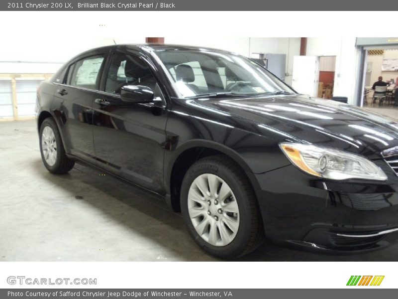Brilliant Black Crystal Pearl / Black 2011 Chrysler 200 LX