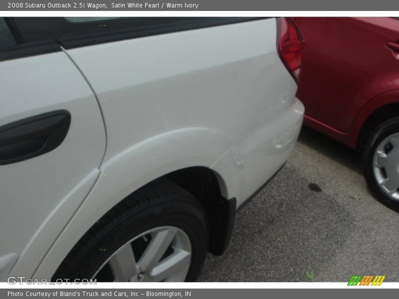 Satin White Pearl / Warm Ivory 2008 Subaru Outback 2.5i Wagon