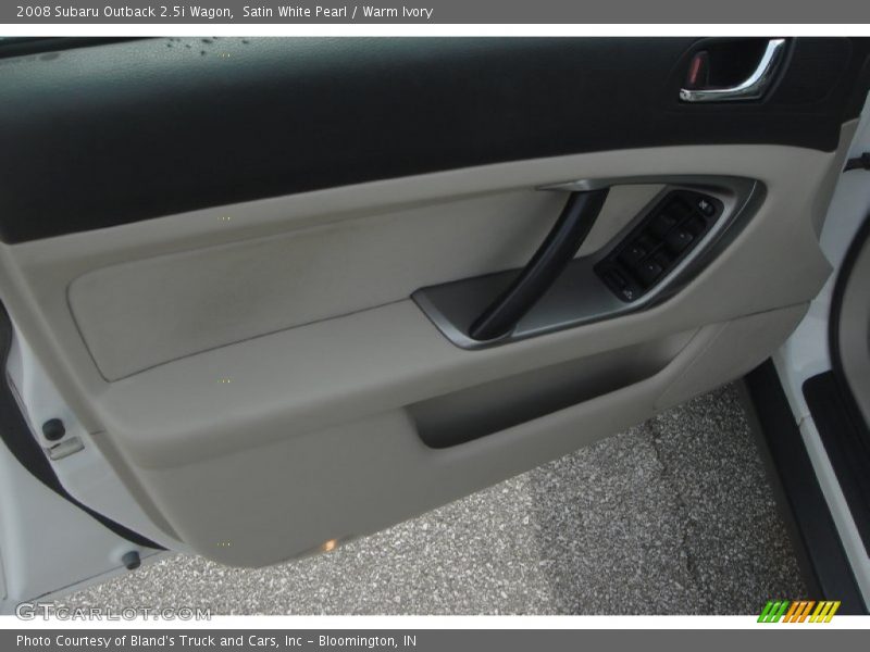 Satin White Pearl / Warm Ivory 2008 Subaru Outback 2.5i Wagon