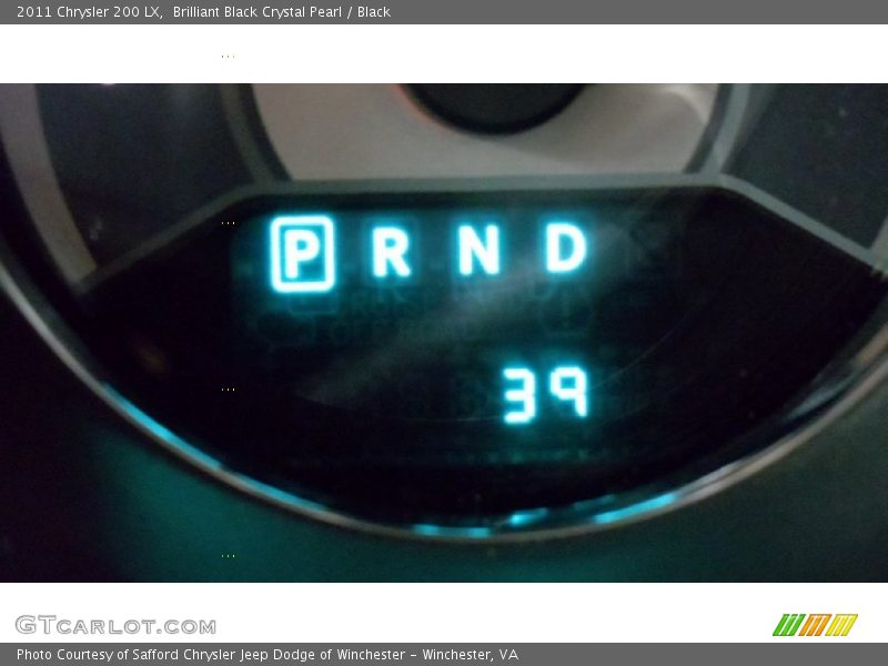 Brilliant Black Crystal Pearl / Black 2011 Chrysler 200 LX