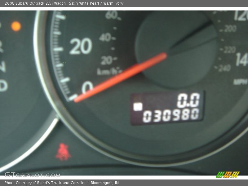 Satin White Pearl / Warm Ivory 2008 Subaru Outback 2.5i Wagon