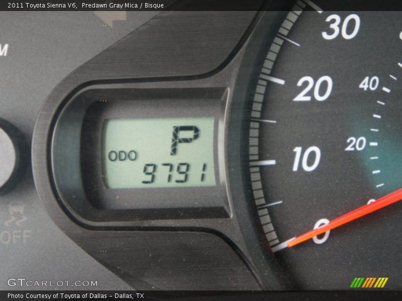 Predawn Gray Mica / Bisque 2011 Toyota Sienna V6