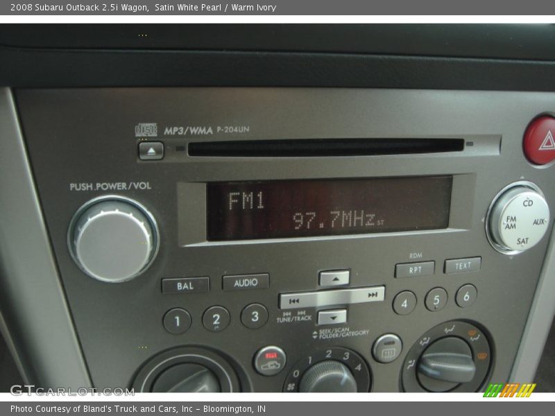 Satin White Pearl / Warm Ivory 2008 Subaru Outback 2.5i Wagon