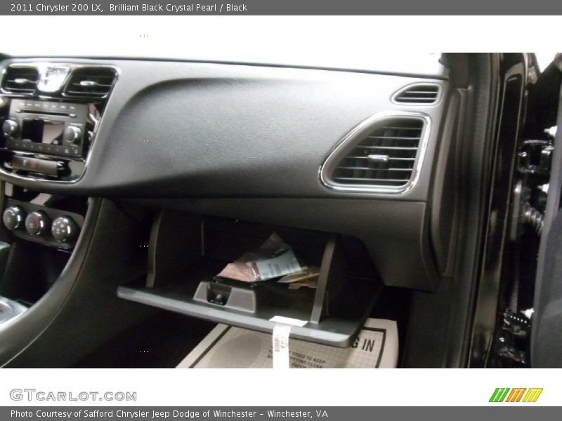 Brilliant Black Crystal Pearl / Black 2011 Chrysler 200 LX