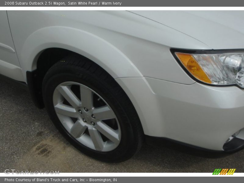 Satin White Pearl / Warm Ivory 2008 Subaru Outback 2.5i Wagon
