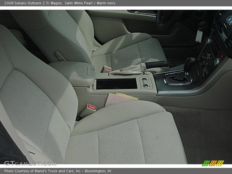 Satin White Pearl / Warm Ivory 2008 Subaru Outback 2.5i Wagon