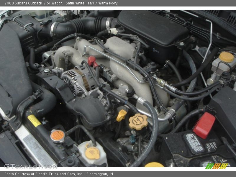 Satin White Pearl / Warm Ivory 2008 Subaru Outback 2.5i Wagon