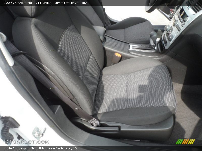 Summit White / Ebony 2009 Chevrolet Malibu LT Sedan