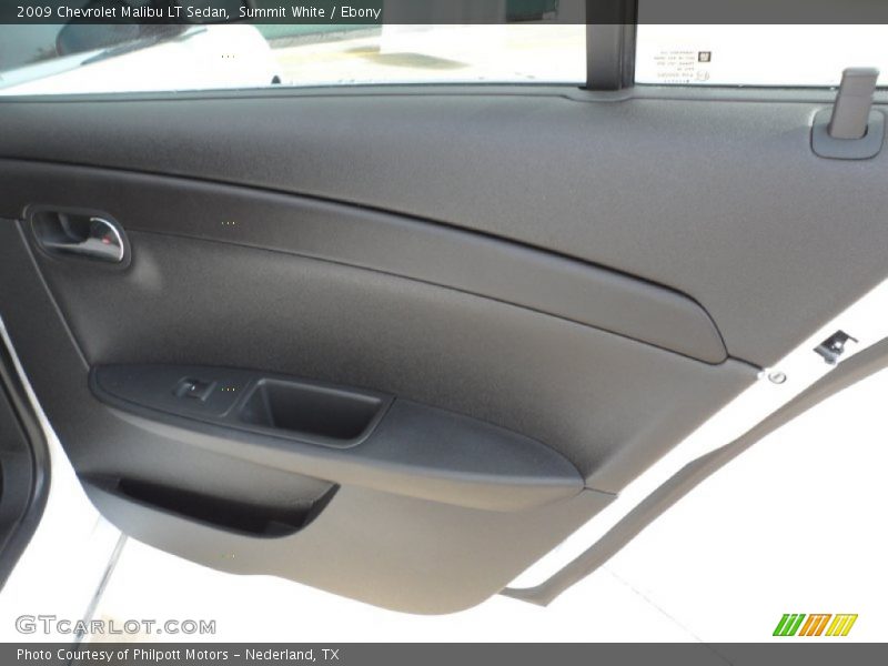 Summit White / Ebony 2009 Chevrolet Malibu LT Sedan