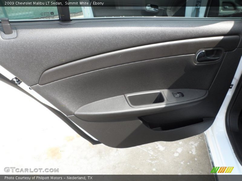 Summit White / Ebony 2009 Chevrolet Malibu LT Sedan