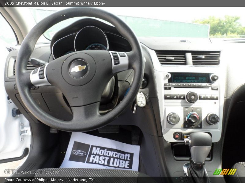 Summit White / Ebony 2009 Chevrolet Malibu LT Sedan