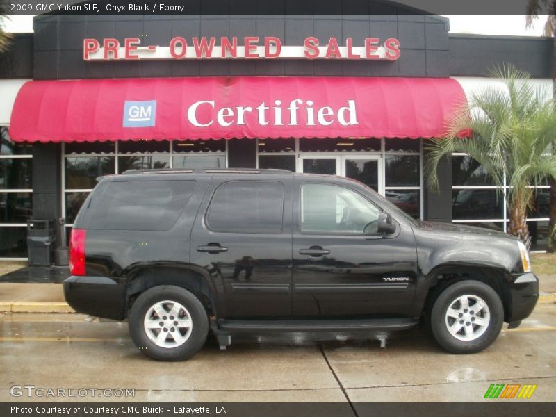 Onyx Black / Ebony 2009 GMC Yukon SLE
