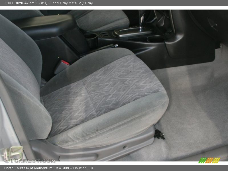 Blond Gray Metallic / Gray 2003 Isuzu Axiom S 2WD